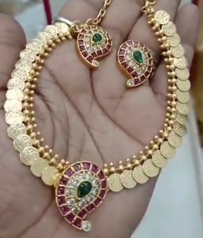 PREMIUM NECKLACE SET ON CZ AND SEMI PRECIOUS STONES . 