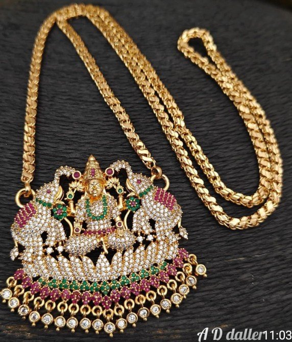 Designer Traditional Chain Pendant  